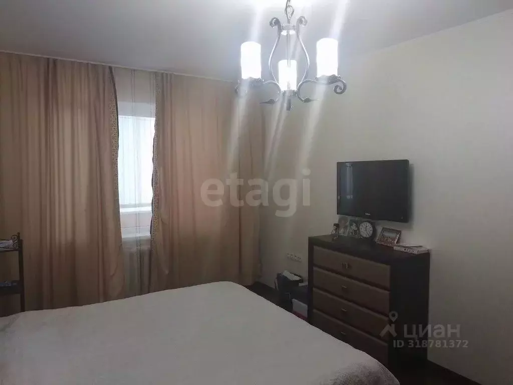 2-к кв. Крым, Симферополь ул. Маршала Жукова (69.4 м) - Фото 1