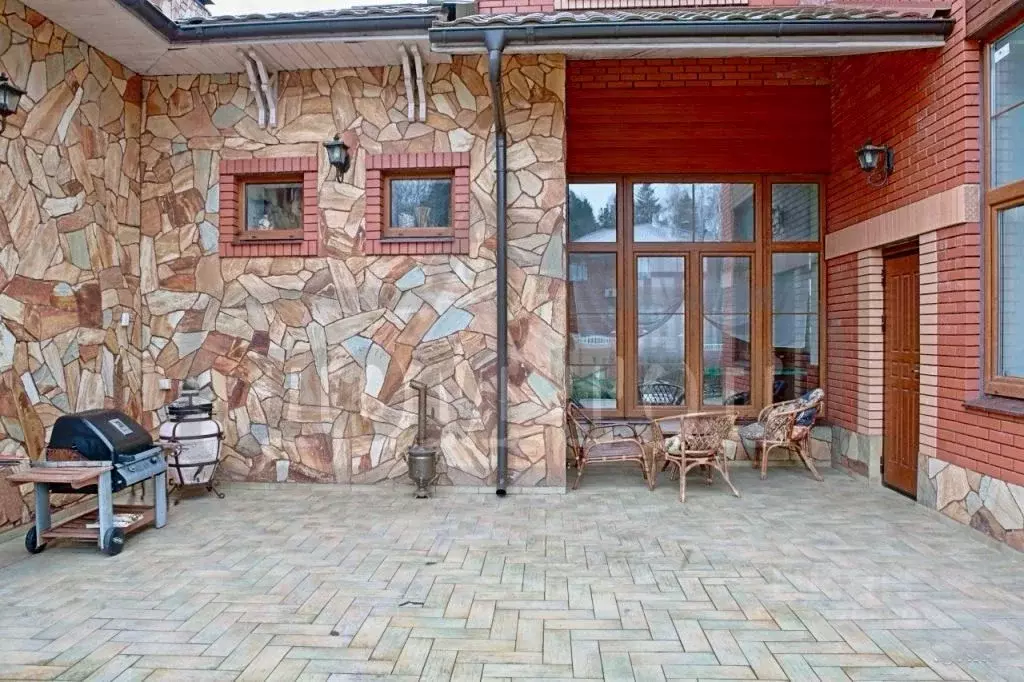 Дом в Москва д. Бурцево, ул. Новобурцевская (700 м) - Фото 2