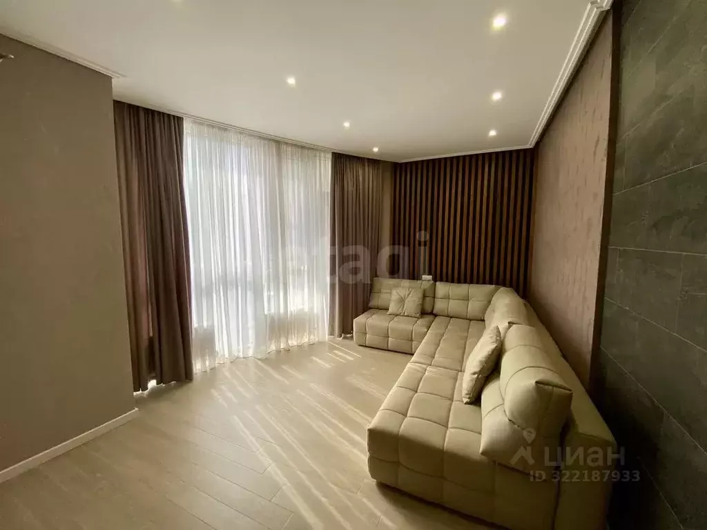 3-к кв. Белгородская область, Белгород Садовая ул., 3А (102.4 м) - Фото 1