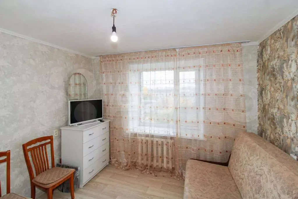 Комната 10 м в 1-к., 4/9 эт. - Фото 1