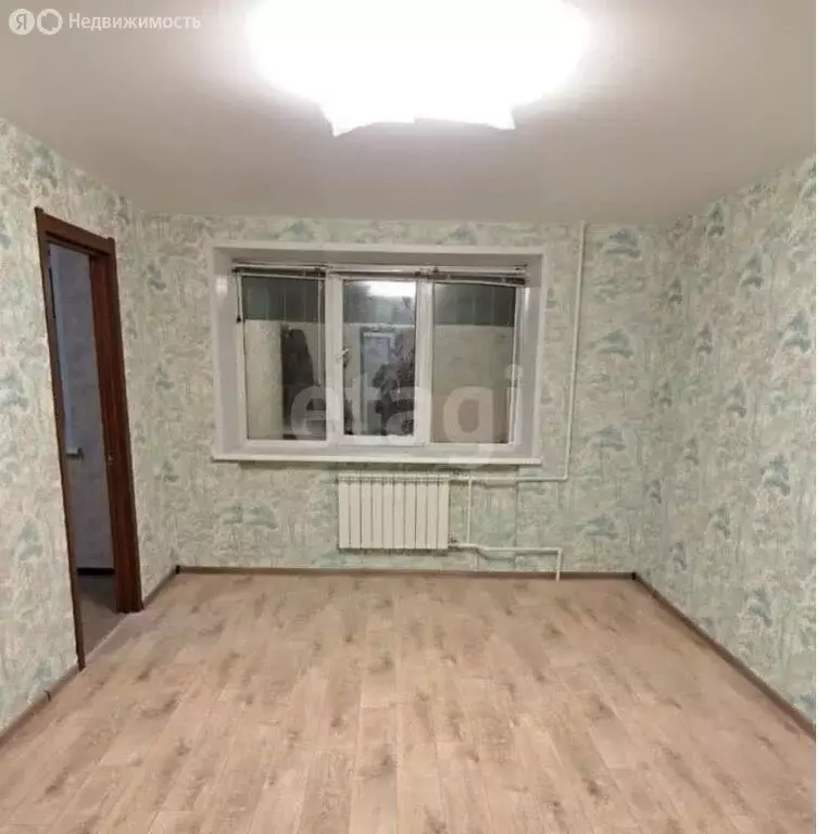 3-комнатная квартира: Омск, Бульварная улица, 4А (63 м) - Фото 1
