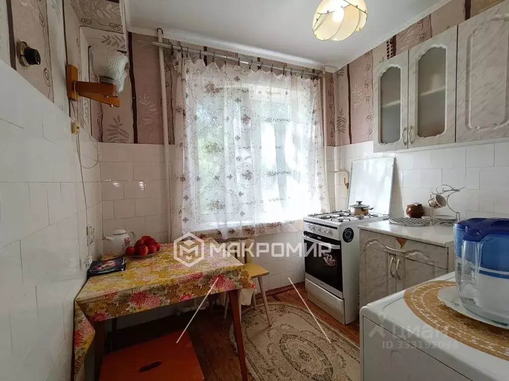 4-к кв. Брянская область, Брянск ул. Академика Королева, 2 (58.9 м) - Фото 1