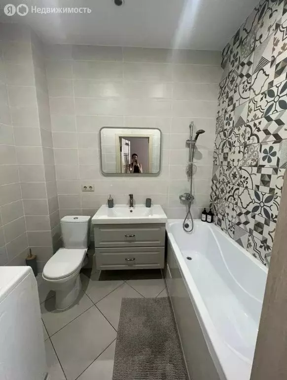 2-комнатная квартира: Каменск-Шахтинский, Украинская улица (48 м) - Фото 1