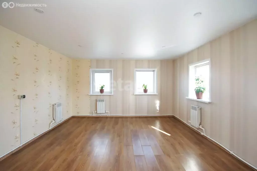 Дом в Омск, улица 18-я Линия (161.3 м) - Фото 1