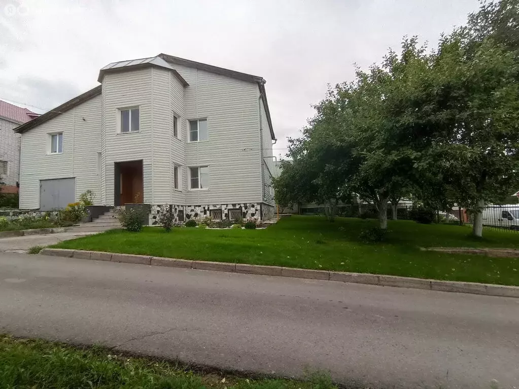 Дом в Чебоксары, улица Инженера Куприянова, 2/9 (309 м) - Фото 0