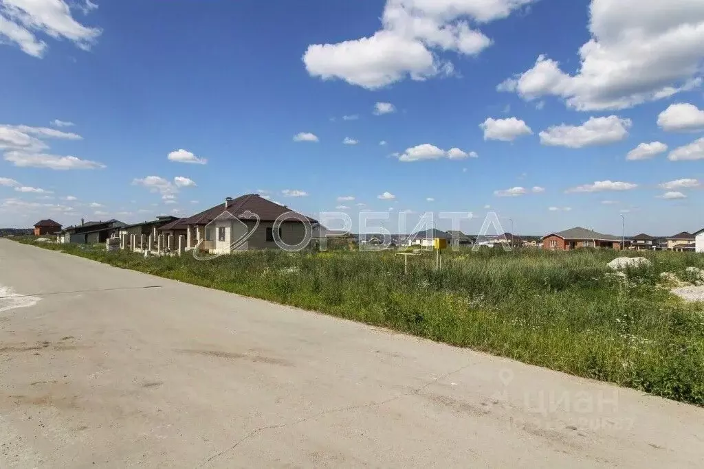 Участок в Тюменская область, Тюменский район, с. Кулаково ул. ... - Фото 1