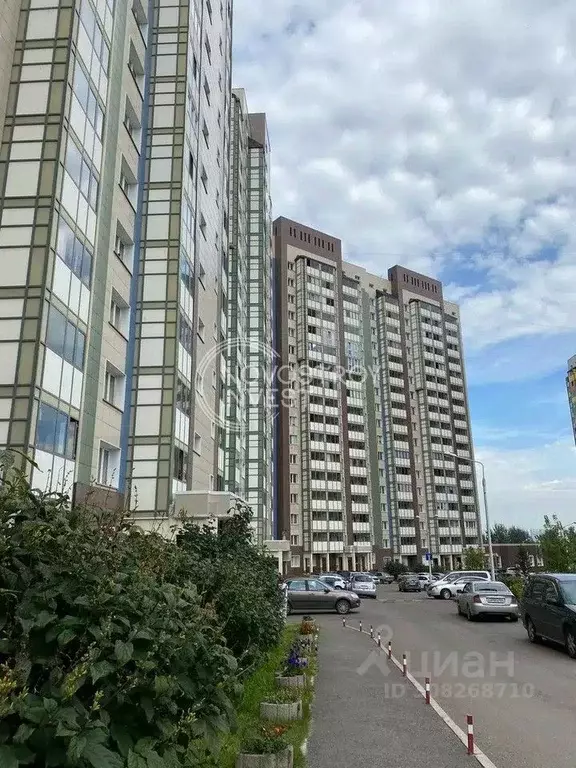 3-к кв. Красноярский край, Красноярск Караульная ул., 38 (67.0 м) - Фото 0