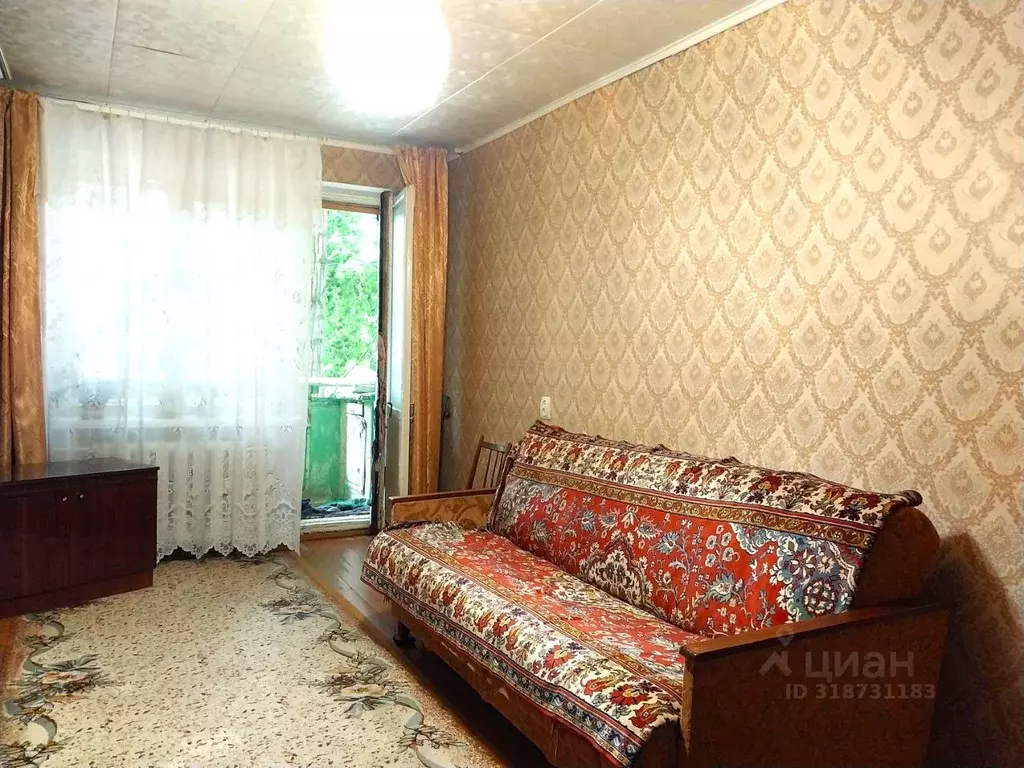 3-к кв. Волгоградская область, Волгоград Удмуртская ул., 91 (58.7 м) - Фото 0