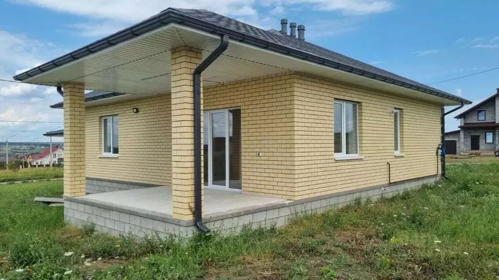 Дом в Белгородская область, Белгород ул. Энергетиков (140 м) - Фото 1