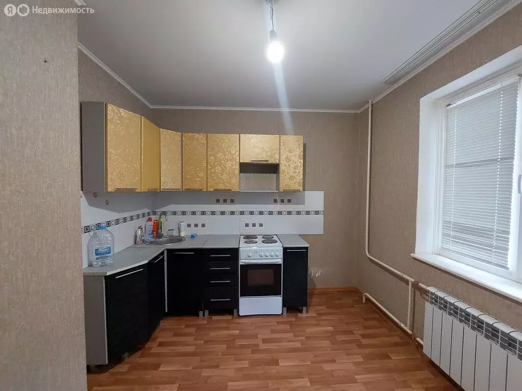 1-комнатная квартира: Курск, проспект Вячеслава Клыкова, 64 (37.7 м) - Фото 1