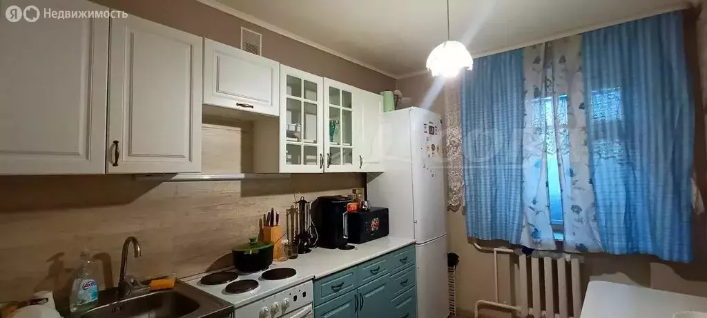 4-комнатная квартира: Тюмень, улица Ватутина, 79 (76.3 м) - Фото 1