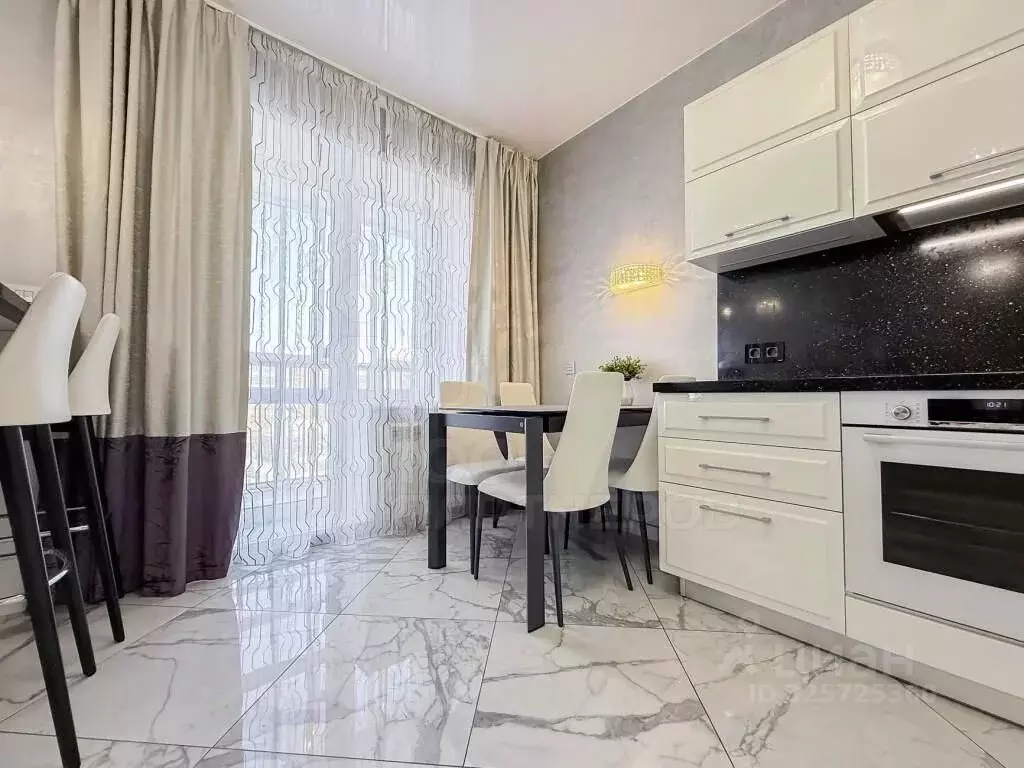 2-к кв. Иркутская область, Иркутск ул. Карла Либкнехта, 114 (67.2 м) - Фото 1