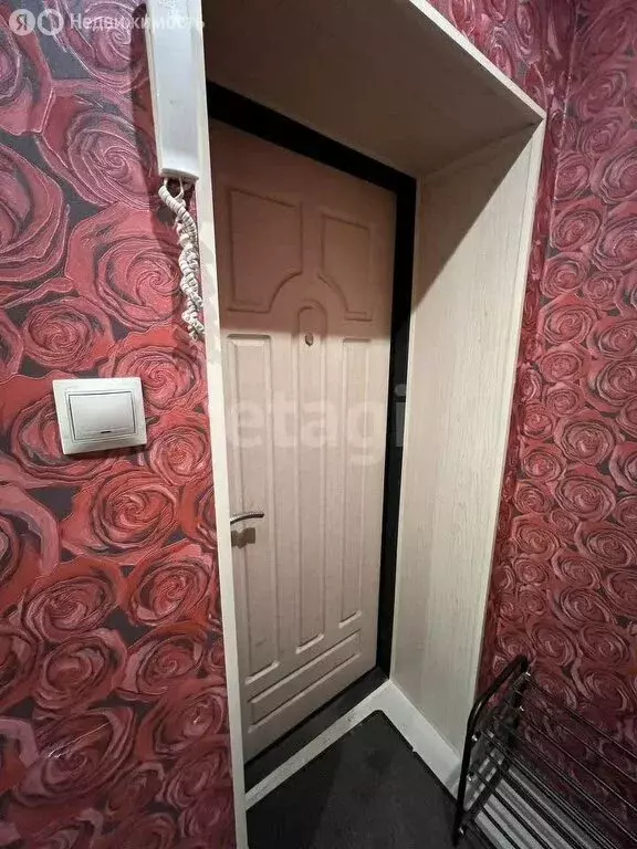 2-комнатная квартира: Томск, проспект Кирова, 61 (45 м) - Фото 0