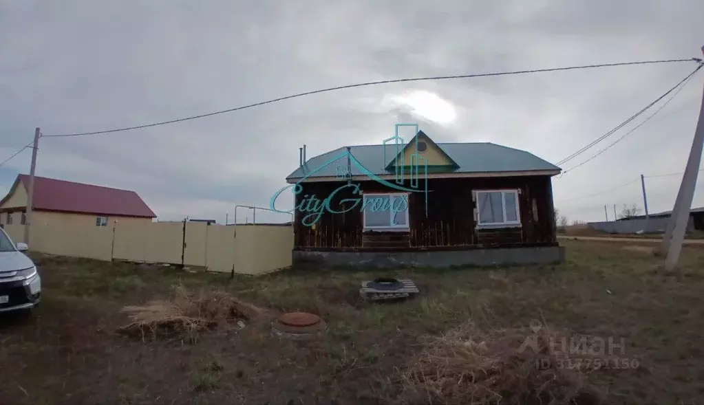 Дом в Оренбургская область, пос. Новоорск ул. Правдухина (91 м) - Фото 1