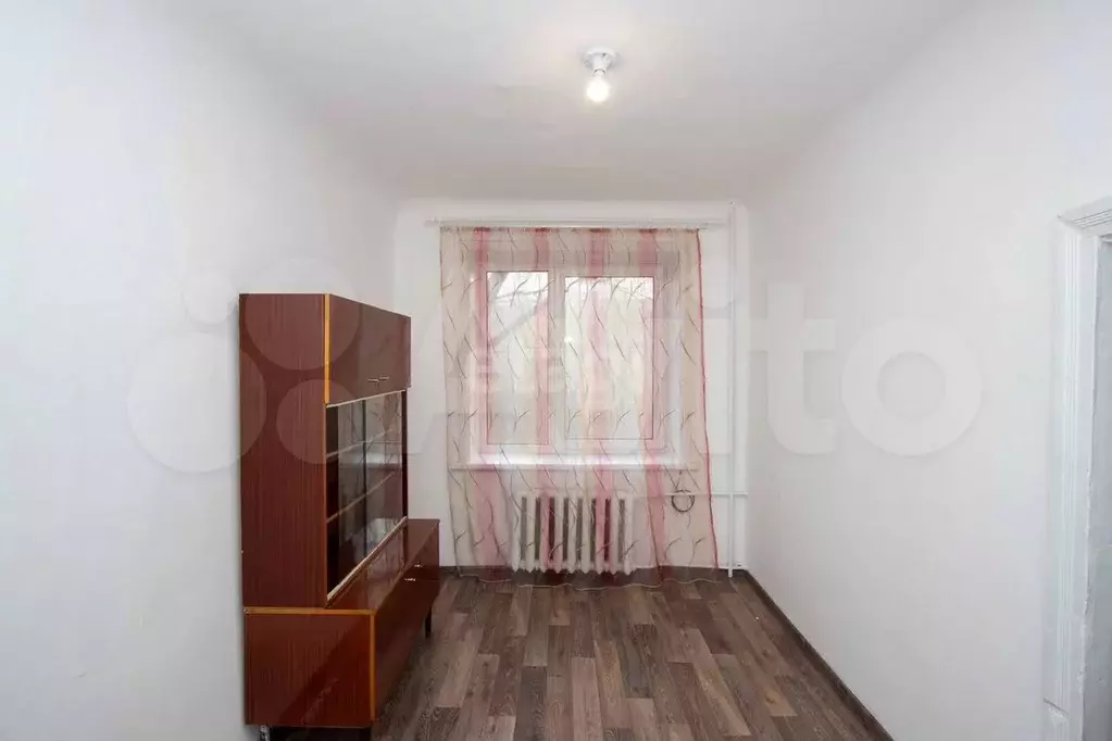Комната 21,3 м в 4-к., 2/2 эт. - Фото 1