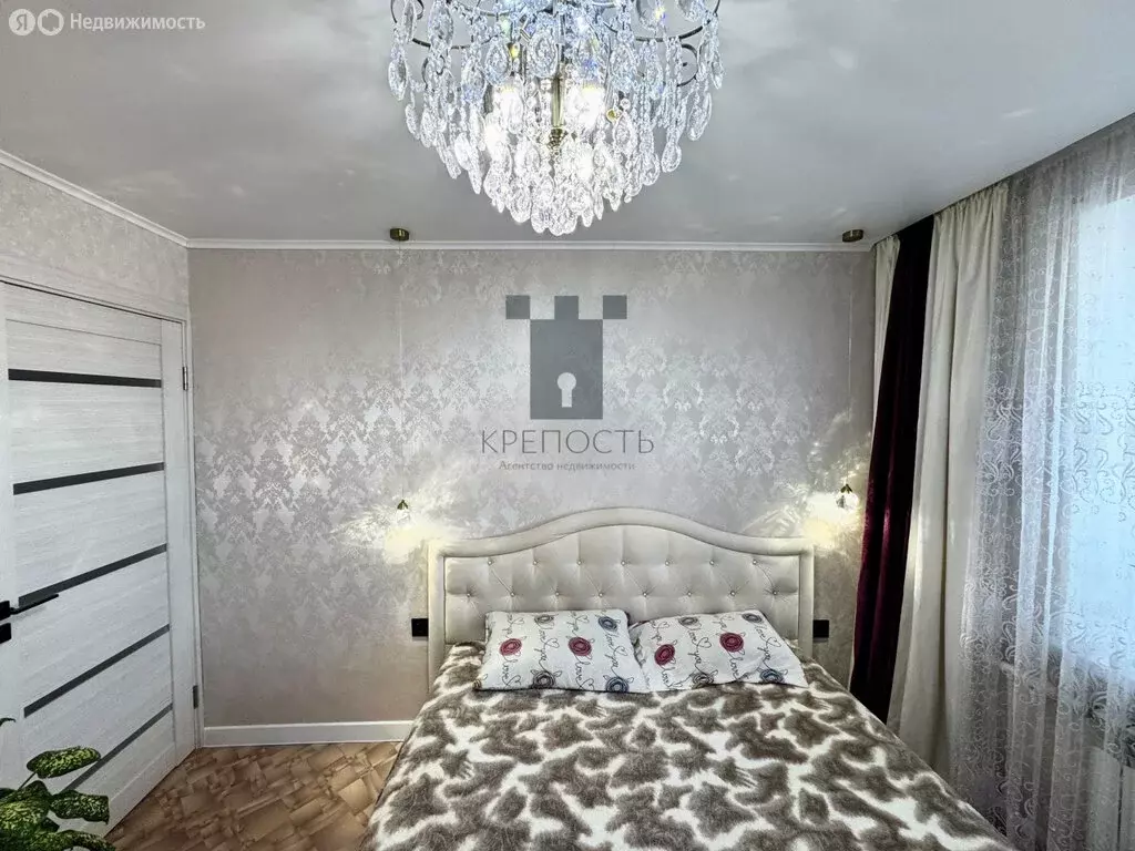 3-комнатная квартира: Мелеуз, улица Бурангулова, 21 (62 м) - Фото 1