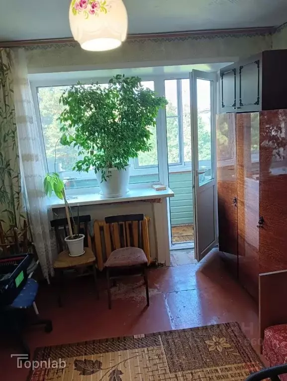 4-к кв. Тульская область, Алексин ул. 50 лет ВЛКСМ, 6 (62.0 м) - Фото 1