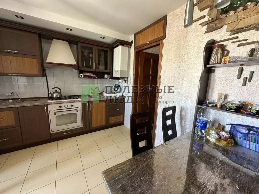 2-к кв. Крым, Евпатория ул. 9 Мая, 75 (52.0 м) - Фото 1