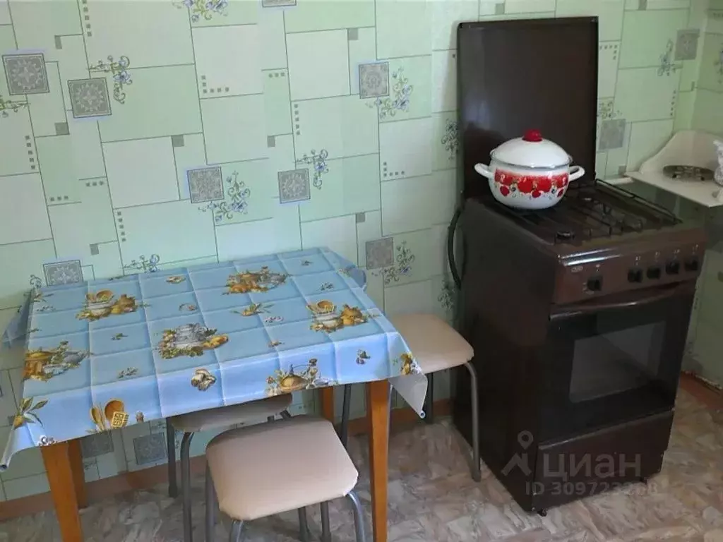 1-к кв. Астраханская область, Ахтубинск ул. Шубина, 16 (37.0 м) - Фото 1