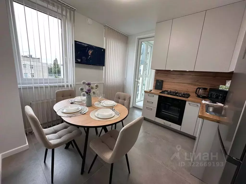 2-к кв. Калининградская область, Калининград просп. Калинина, 111 ... - Фото 1