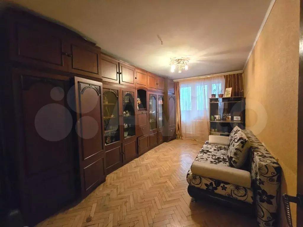 Комната 18 м в 3-к., 2/12 эт. - Фото 1