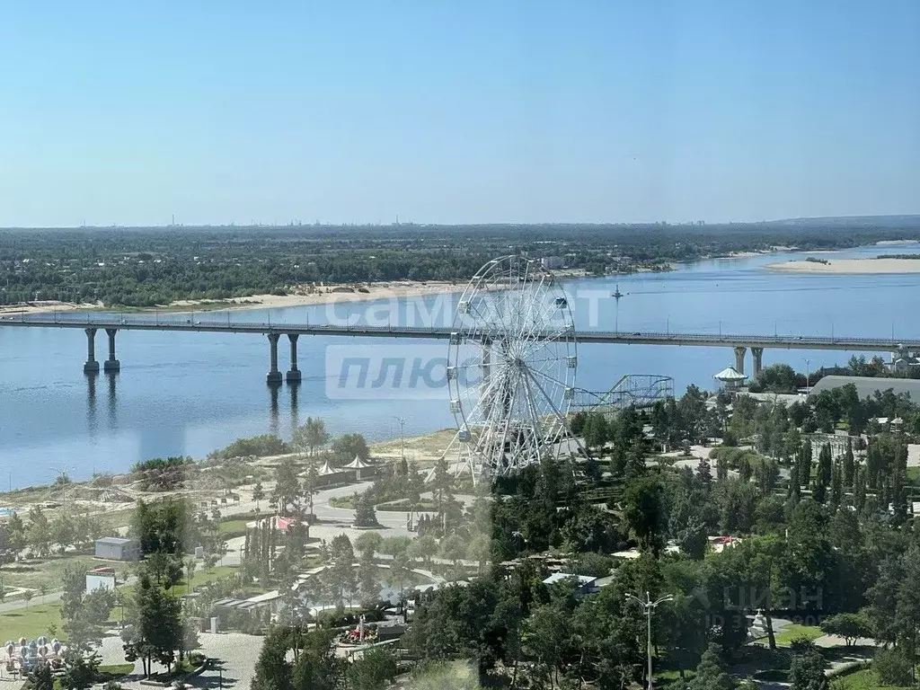 2-к кв. Волгоградская область, Волгоград Батальонная ул., 9 (70.0 м) - Фото 0