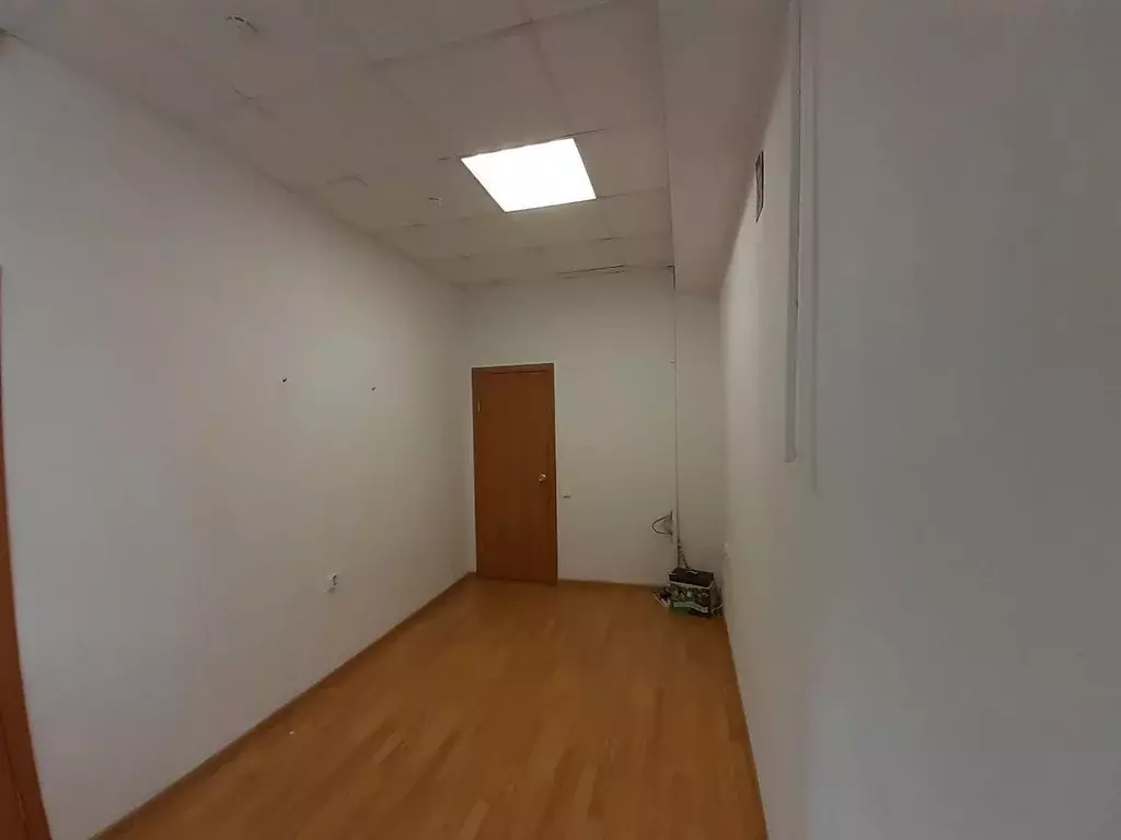 Помещение свободного назначения в Свердловская область, Ревда ул. ... - Фото 2