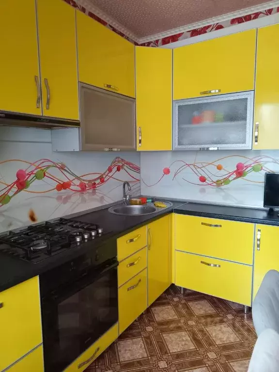 3-к кв. Татарстан, Набережные Челны бул. Бердаха, 4 (66.6 м) - Фото 1