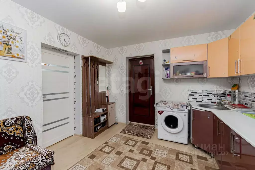 Комната Тюменская область, Тюмень ул. Станционная, 18 (30.5 м) - Фото 1