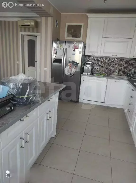 8-комнатная квартира: Казань, улица Столярова, 15А (216 м) - Фото 2
