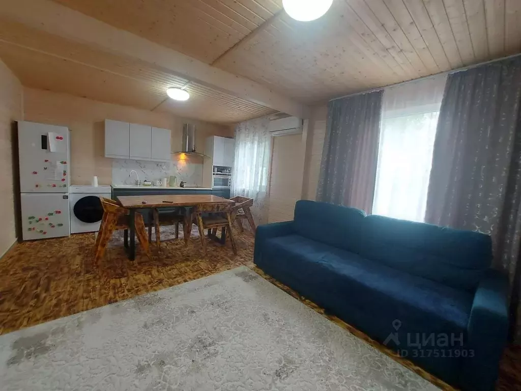 Дом в Ставропольский край, Новоалександровск пер. Горького, 35 (83 м) - Фото 1