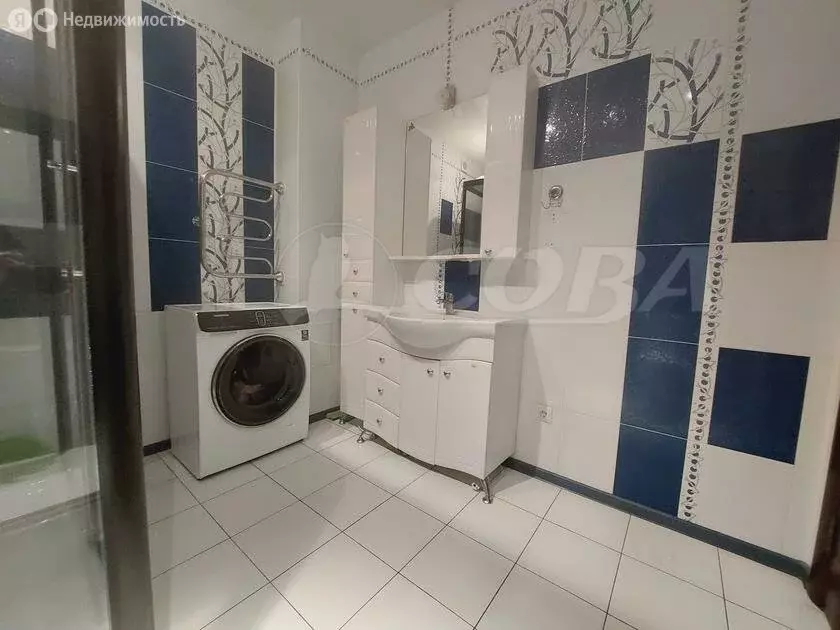 2-комнатная квартира: Тюмень, улица 30 лет Победы, 50к1 (70.6 м) - Фото 1