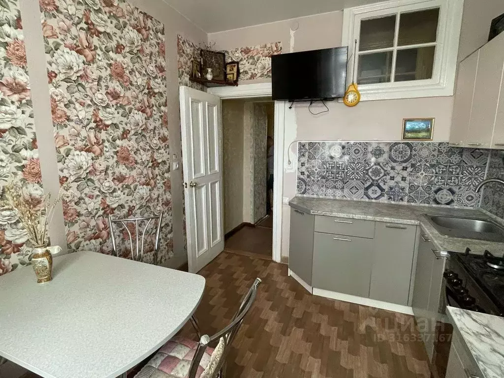 2-к кв. Кировская область, Киров Комсомольская ул., 30 (55.0 м) - Фото 1