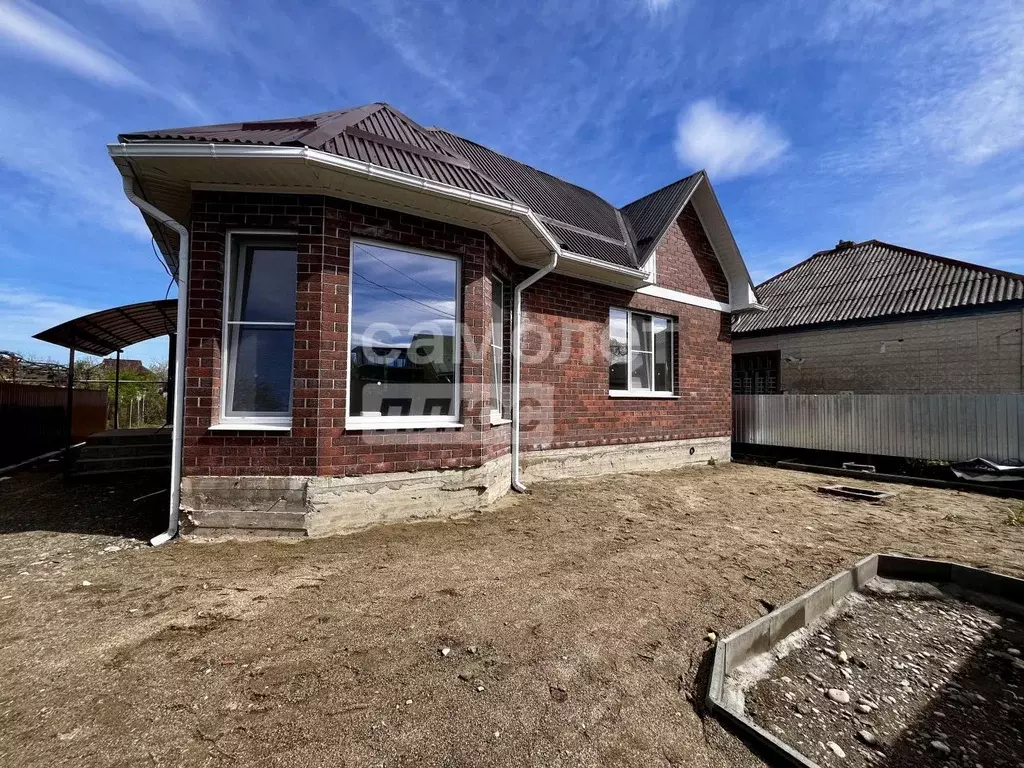 Дом в Краснодарский край, Апшеронск Оборонная ул. (85 м) - Фото 1