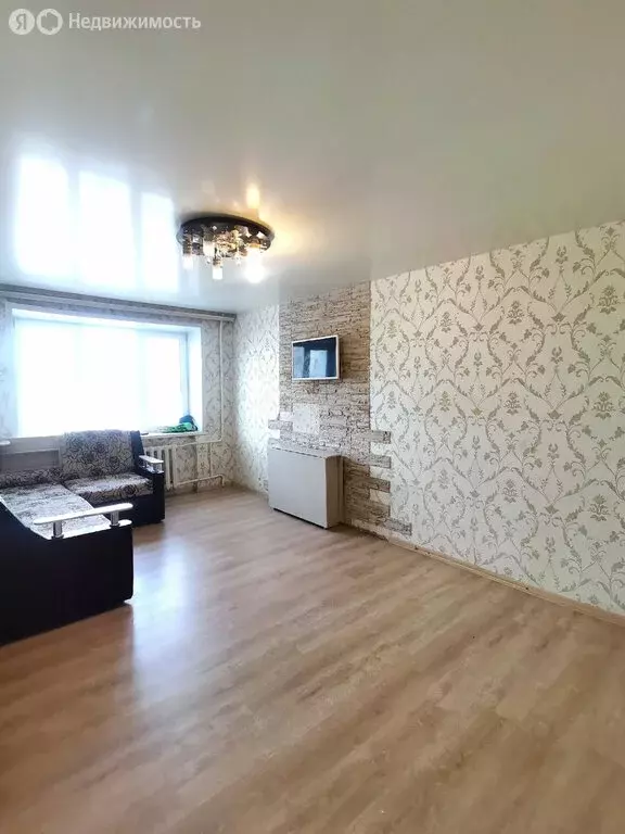 3-комнатная квартира: Киров, улица Воровского, 133 (59 м) - Фото 1