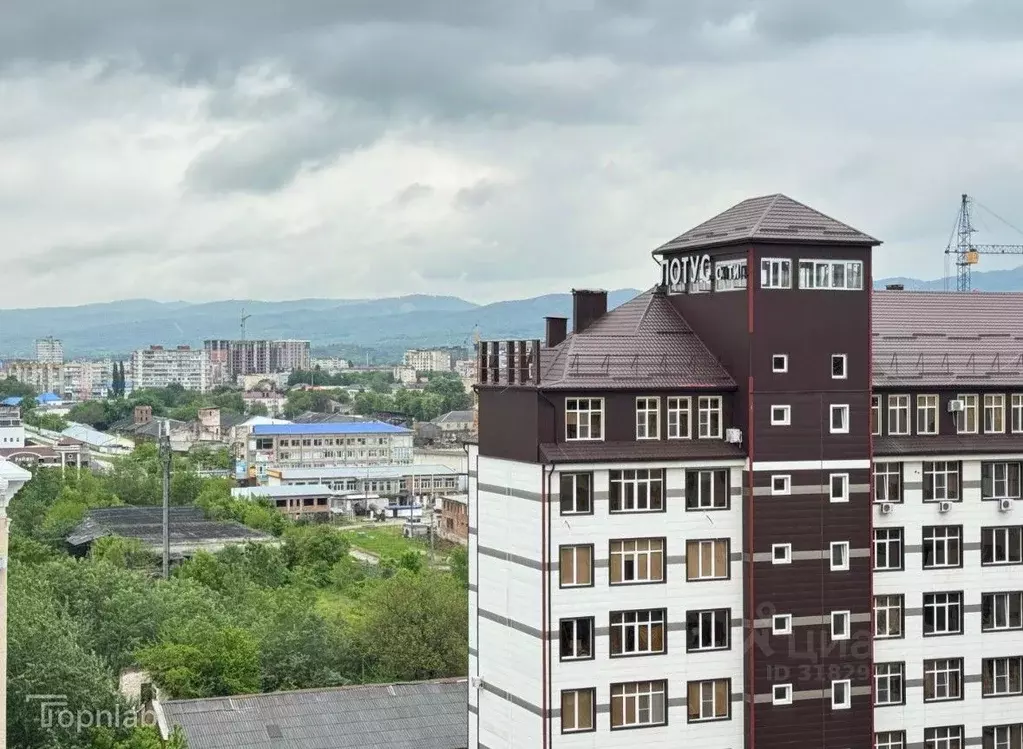 2-к кв. Кабардино-Балкария, Нальчик Эльбрусская ул., 19 (77.7 м) - Фото 0