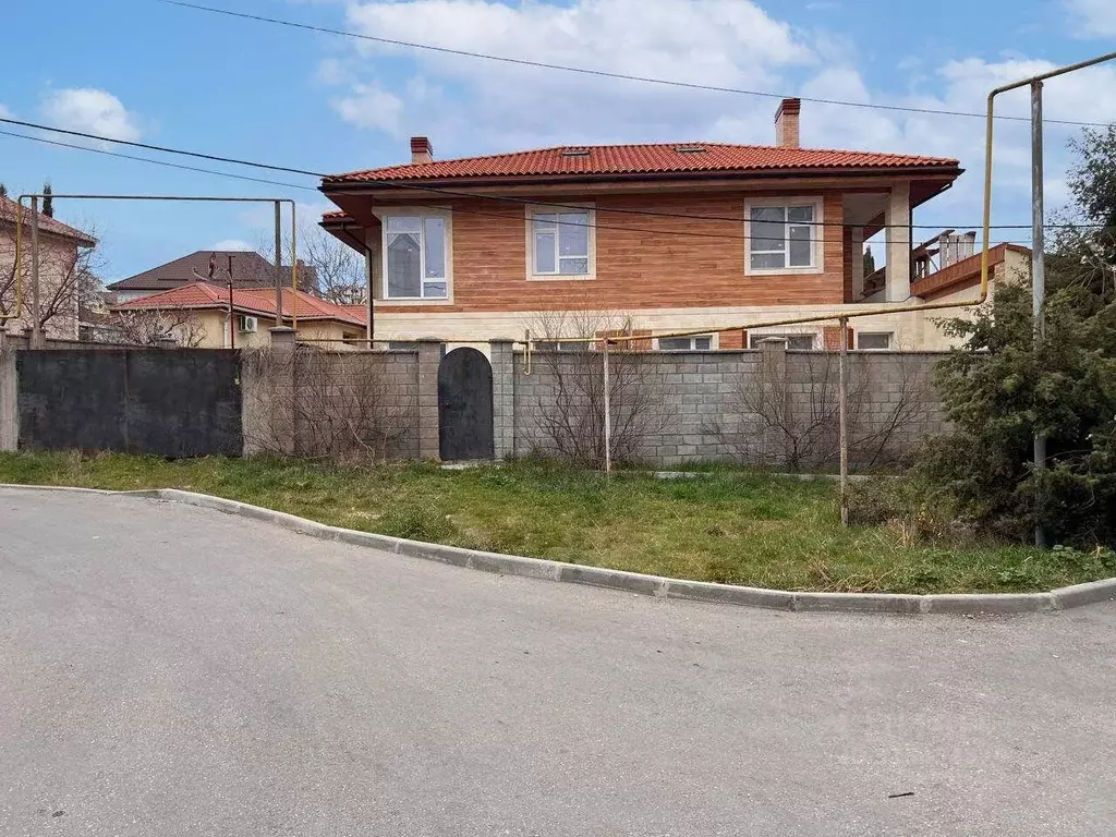 Дом в Севастополь ул. Генерала Лебедя, 8 (247 м) - Фото 0