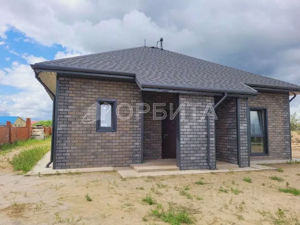 Дом в Тюменская область, Тюменский район, с. Богандинское Школьная ... - Фото 1