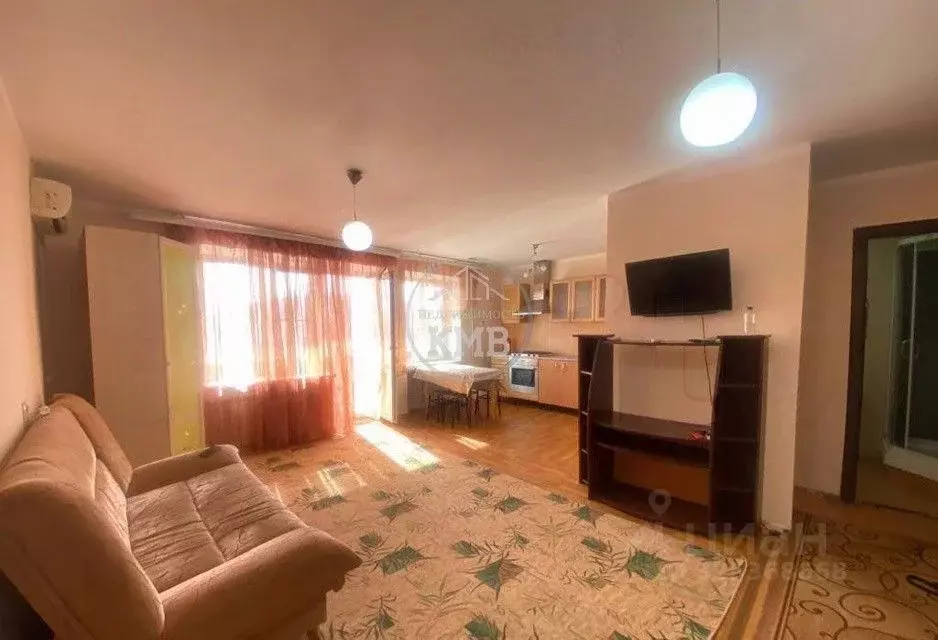 2-к кв. Ставропольский край, Минеральные Воды Бештаугорская ул. (55.0 ... - Фото 1