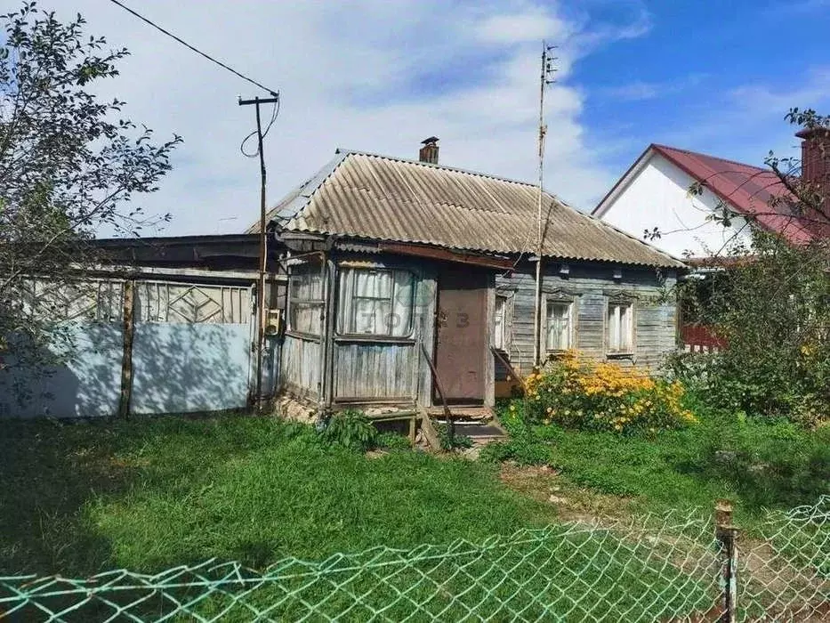 Дом в Воронежская область, Семилукский район, с. Девица пер. Романцов ... - Фото 1