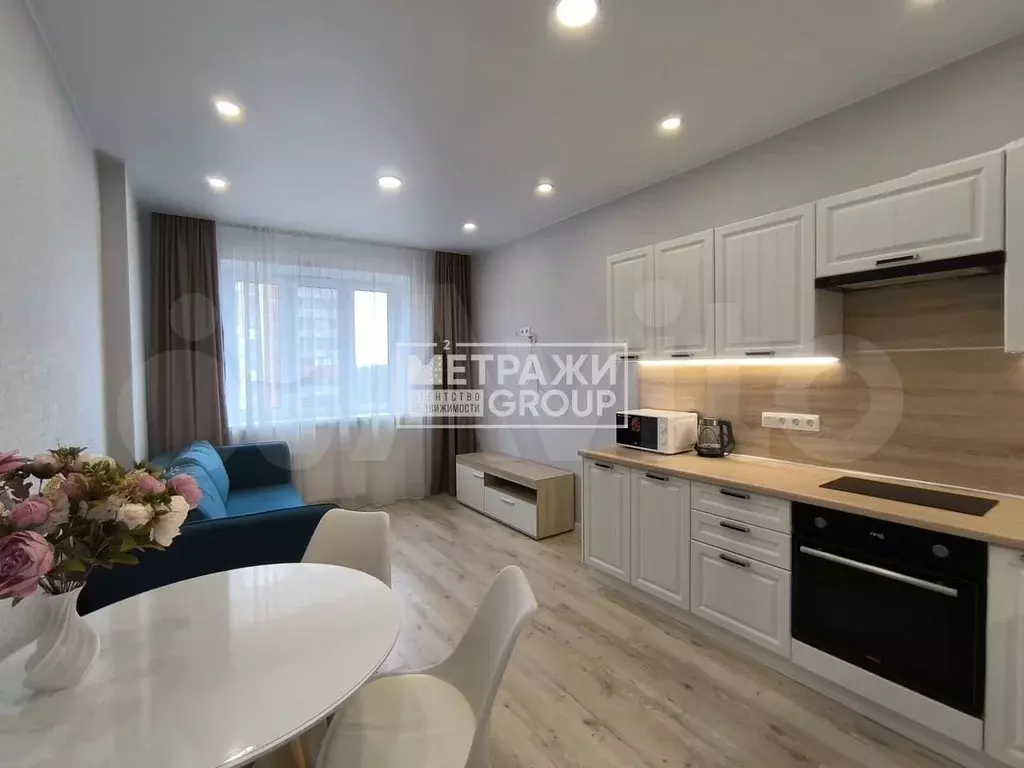 1-к. квартира, 40 м, 7/14 эт. - Фото 1