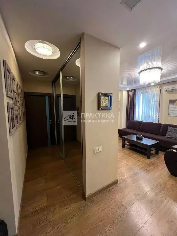 Продается 3-комнатная квартира - Фото 2