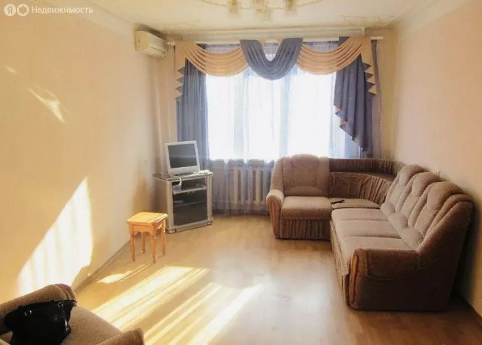 4-комнатная квартира: Аксай, улица Вартанова, 20 (80 м) - Фото 0