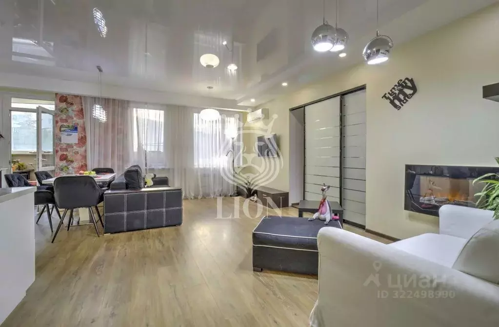 2-к кв. Крым, Алушта ул. Школьная, 19 (70.2 м) - Фото 0