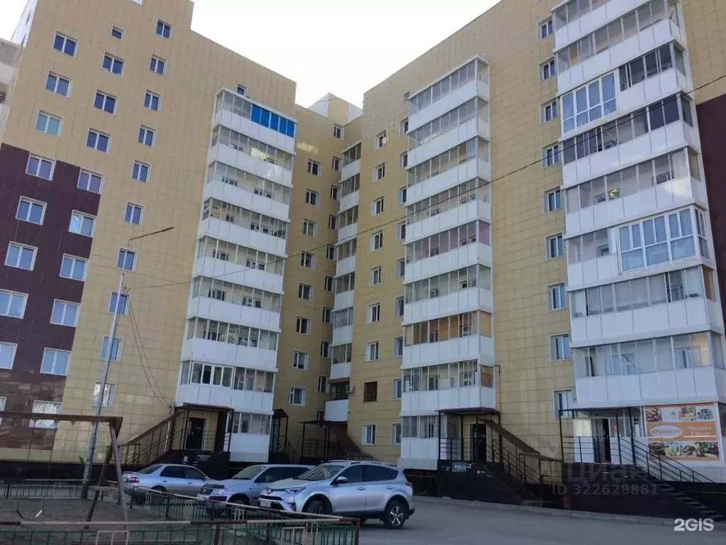 3-к кв. Саха (Якутия), Якутск ул. Рыдзинского, 24к2 (75.0 м) - Фото 0