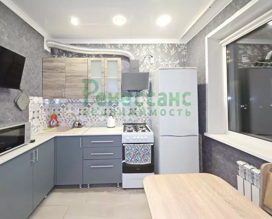 1-к кв. Брянская область, Брянск Фосфоритная ул., 33 (52.9 м) - Фото 1