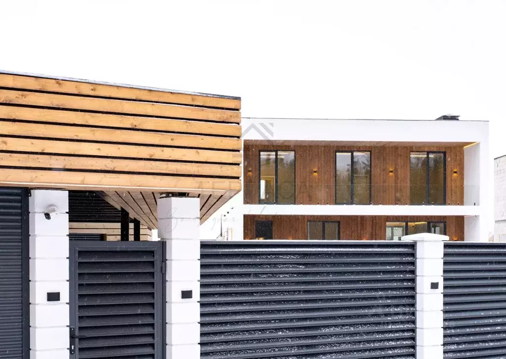 Дом в Ленинградская область, Ломоносовский район, Гостилицкое с/пос, ... - Фото 1