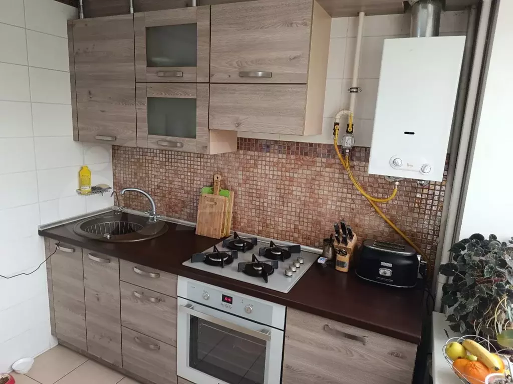 3-к. квартира, 58,5 м, 4/5 эт. - Фото 0