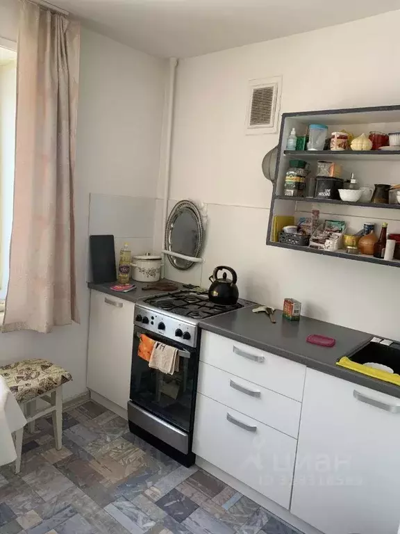 3-к кв. Саха (Якутия), Якутск ул. Дзержинского, 9 (51.0 м) - Фото 0