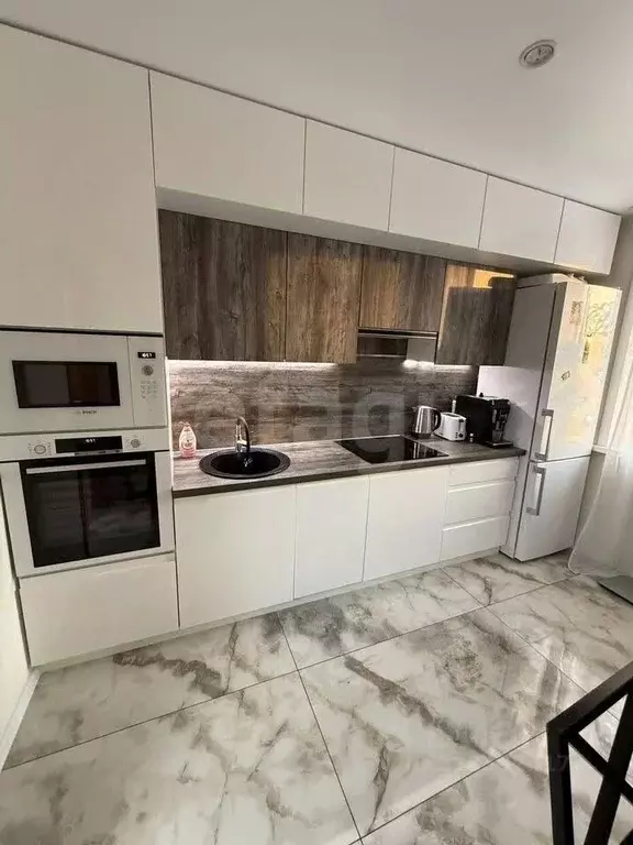 3-к кв. Иркутская область, Ангарск 33-й мкр, 9В (85.0 м) - Фото 1